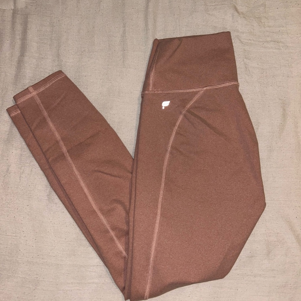 Fabletics Women's Dusty Pink Leggings